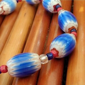 HANDMADE Red, White & Blue GORGEOUS Glass Beaded Bracelet Stretchable